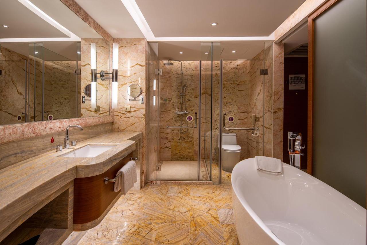 King Royal Hotel Yunfu Εξωτερικό φωτογραφία