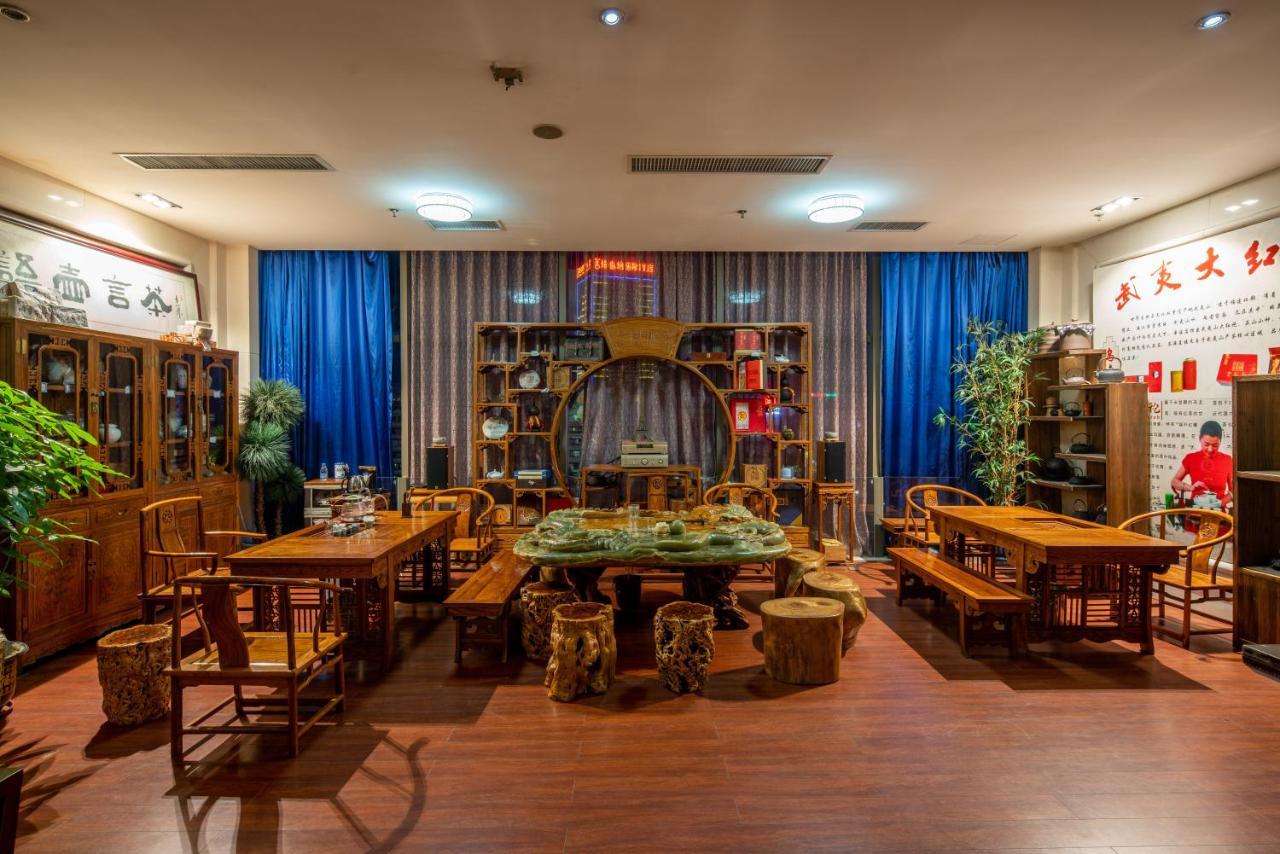 King Royal Hotel Yunfu Εξωτερικό φωτογραφία