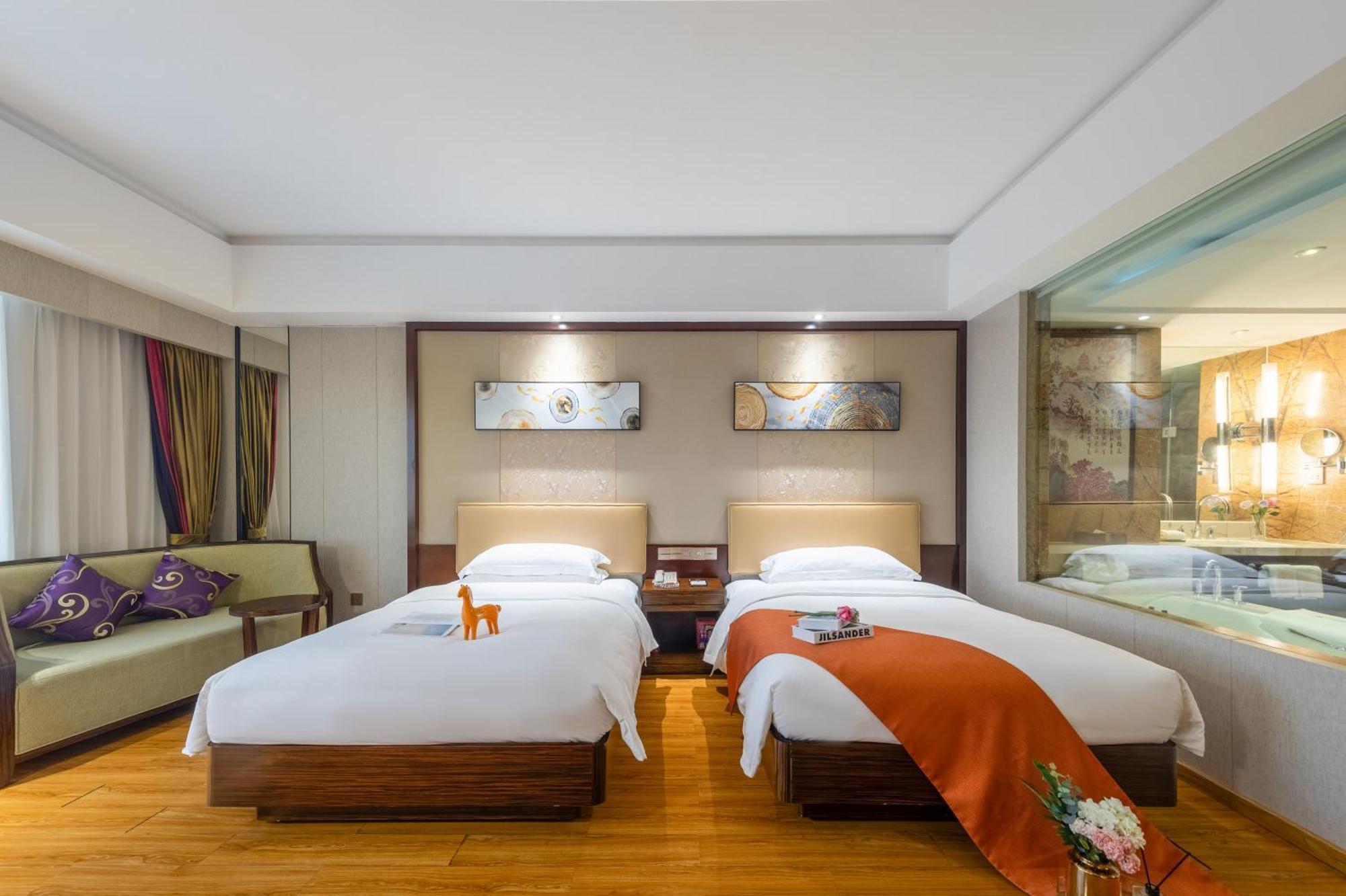 King Royal Hotel Yunfu Εξωτερικό φωτογραφία