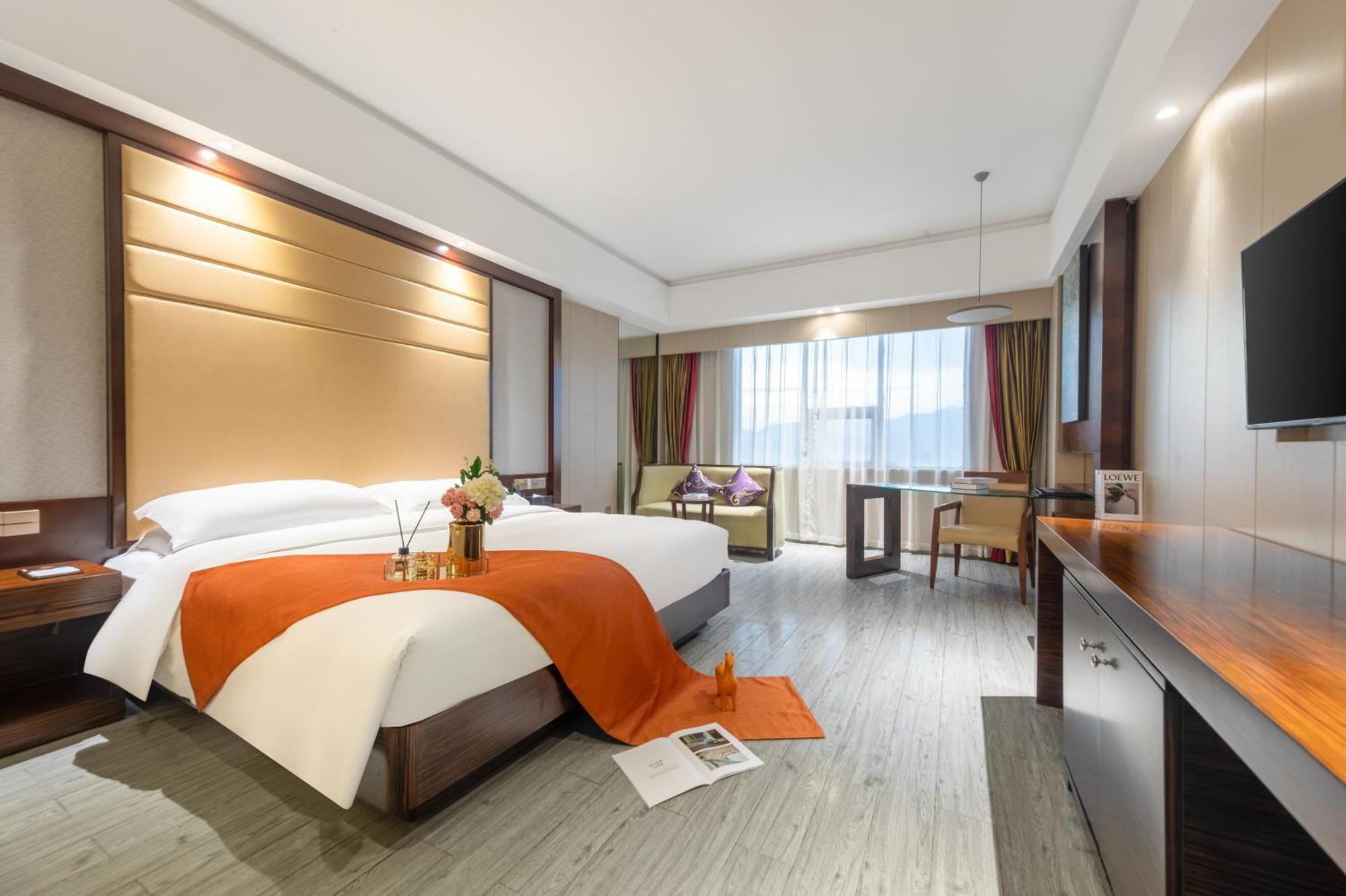 King Royal Hotel Yunfu Εξωτερικό φωτογραφία